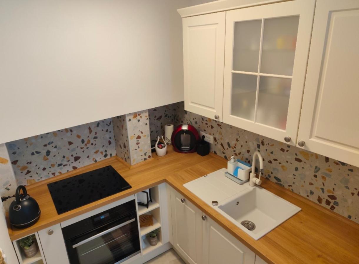 Ap Downtown Apartment 로비니 외부 사진