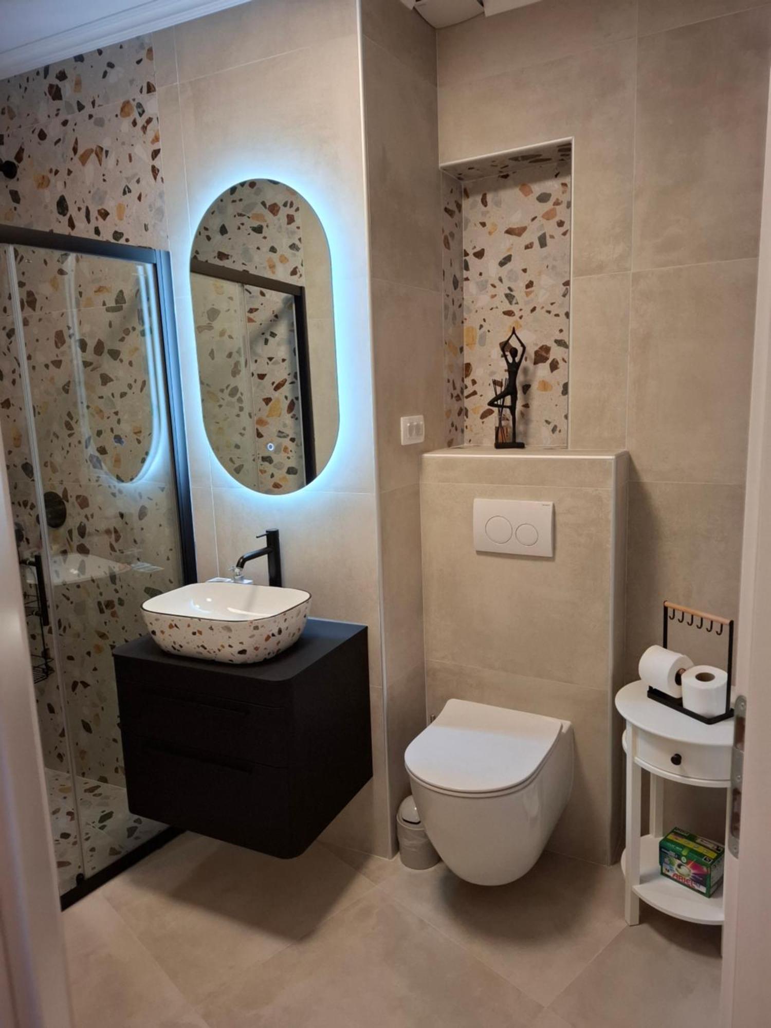 Ap Downtown Apartment 로비니 외부 사진